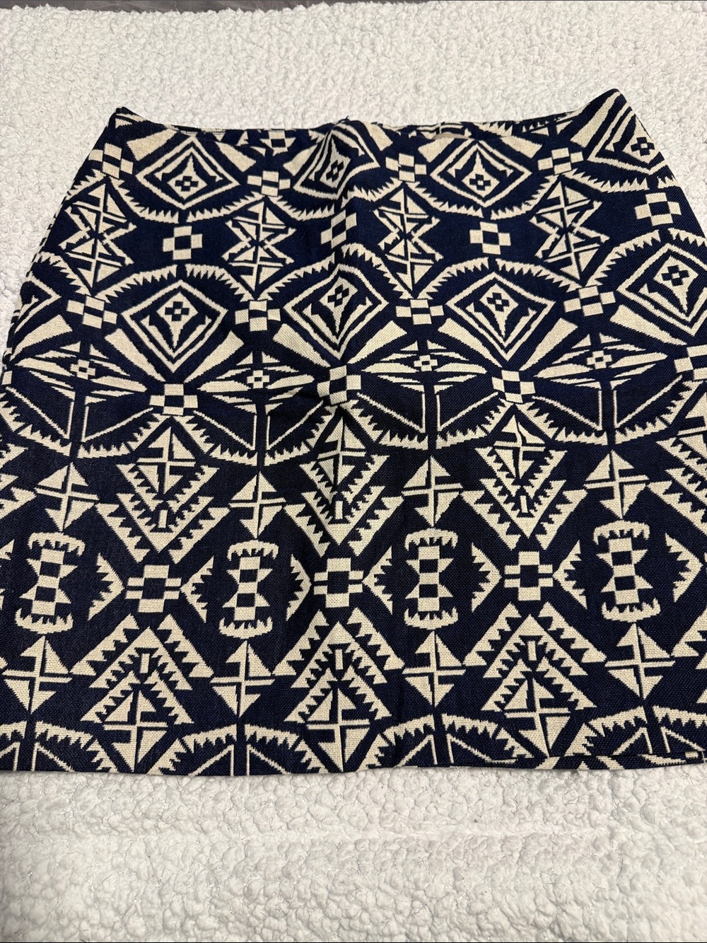 Forever 21 Black and Cream Aztec Print Skirt